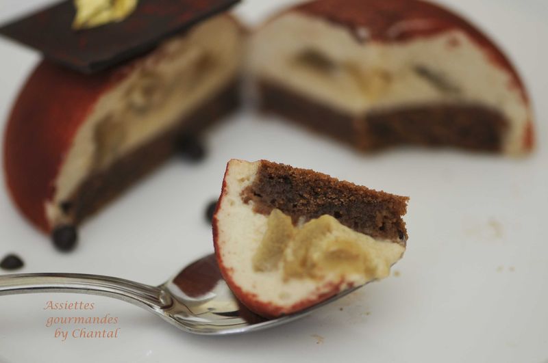Dôme crème de marron, poires caramélisées et biscuit chocolat - Assiettes  Gourmandes