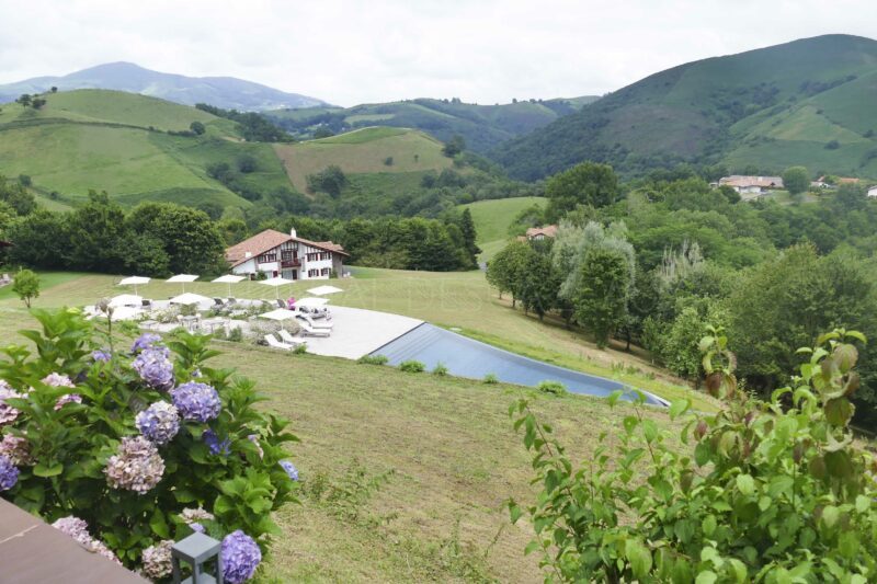 piscine auberge Ostapé